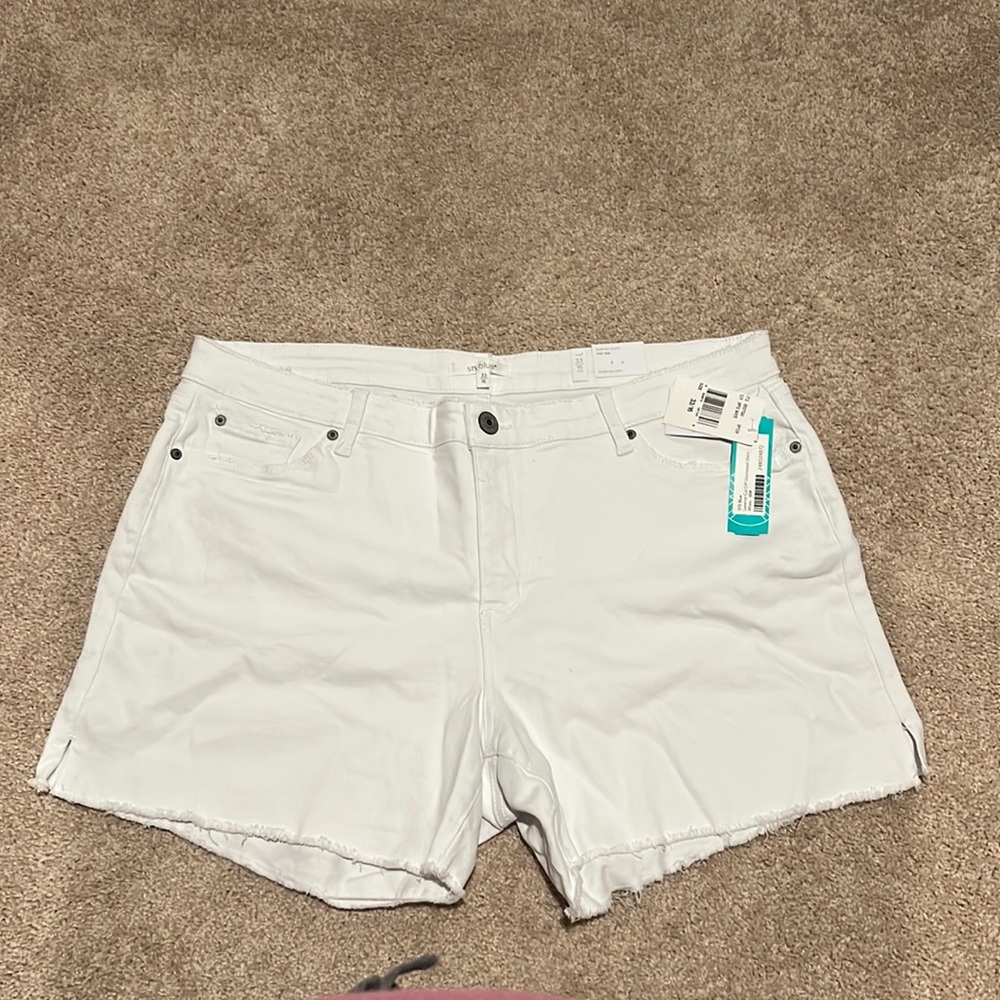 NWT STS Blue Aubrey Short.